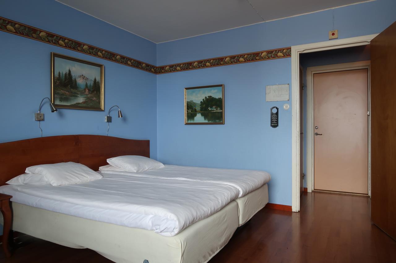 Hotel Aveny Bed & Breakfast Gavle Ngoại thất bức ảnh