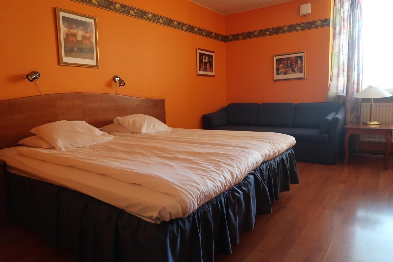 Hotel Aveny Bed & Breakfast Gavle Ngoại thất bức ảnh