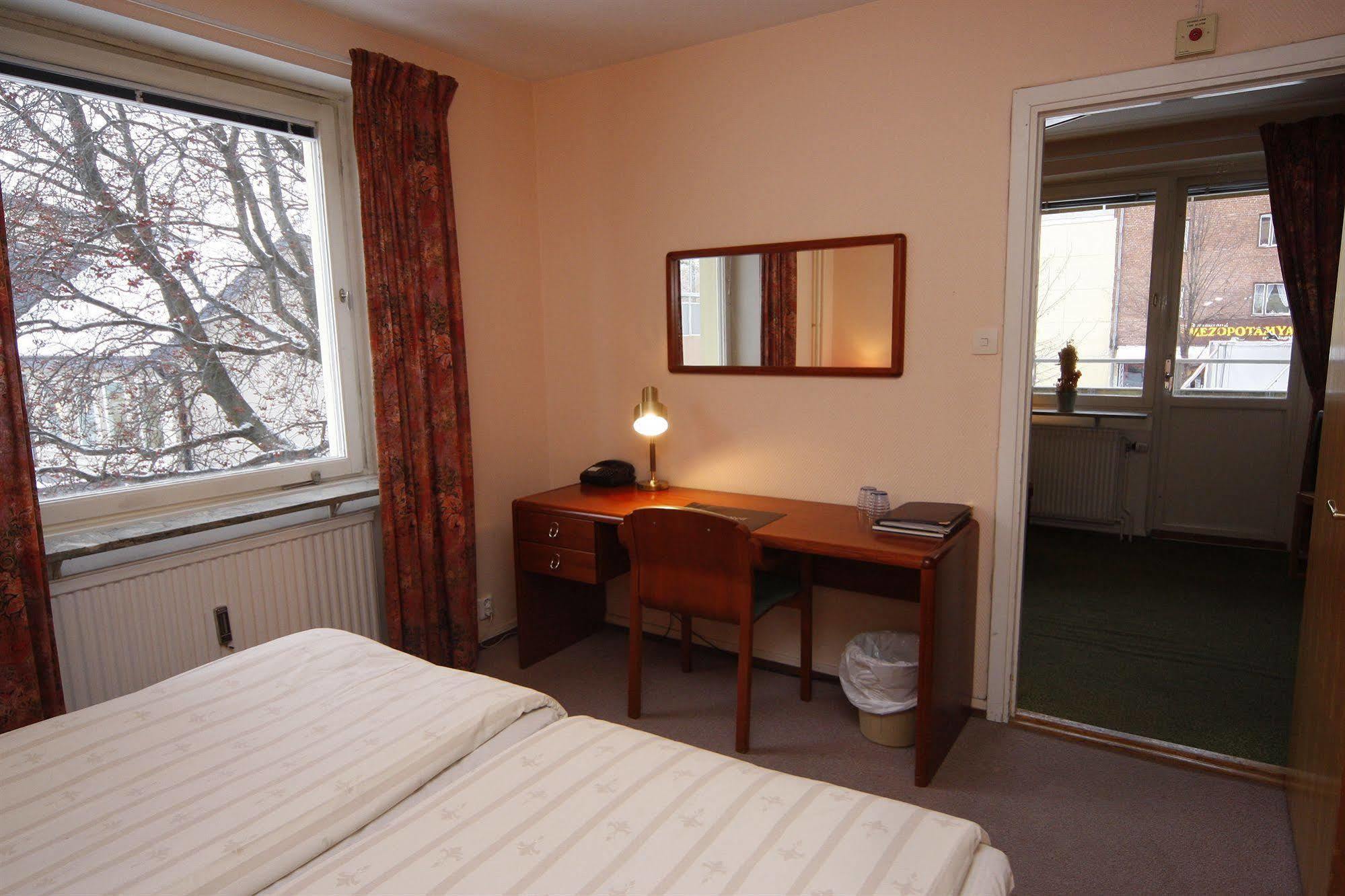 Hotel Aveny Bed & Breakfast Gavle Ngoại thất bức ảnh