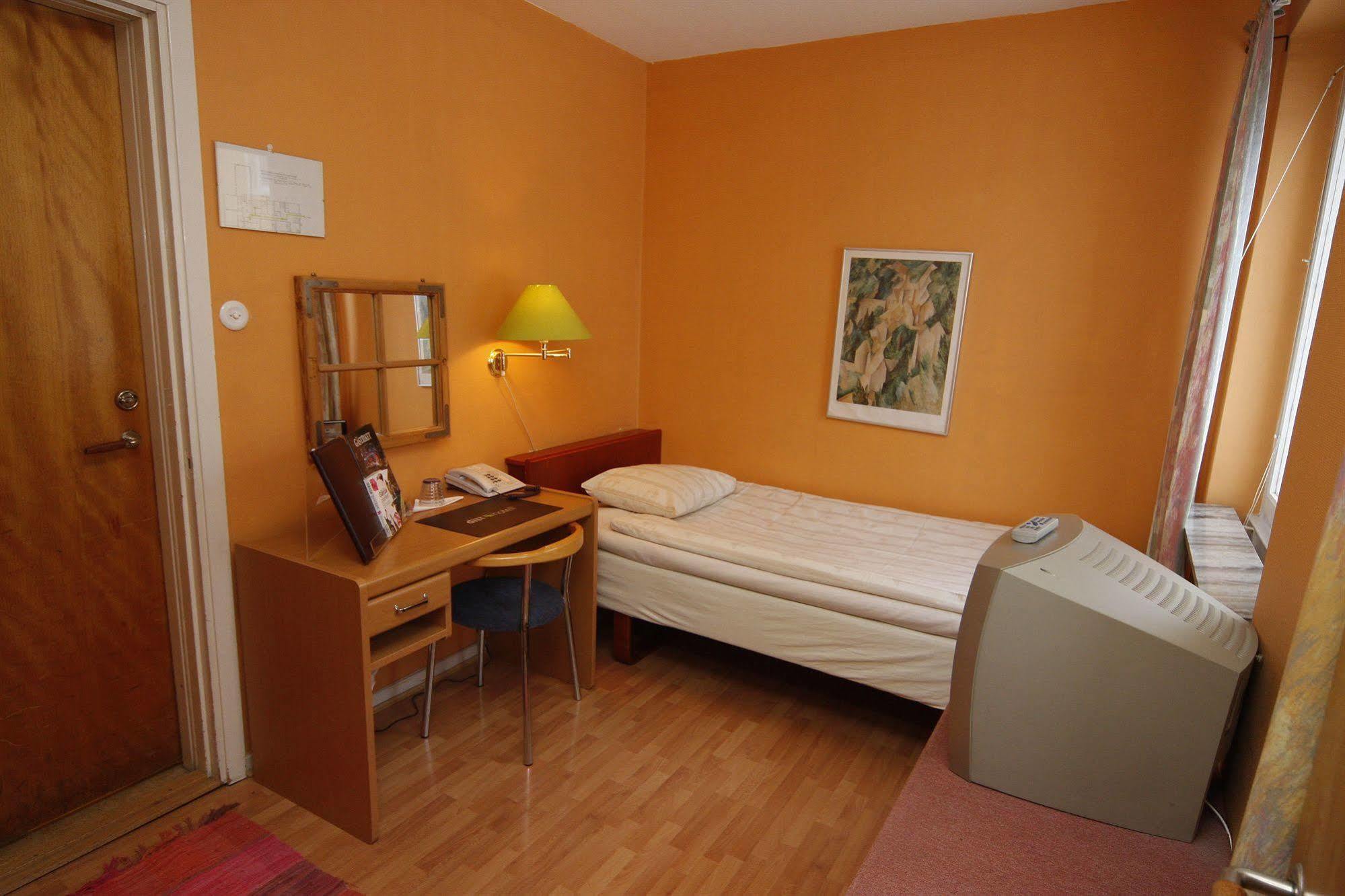 Hotel Aveny Bed & Breakfast Gavle Ngoại thất bức ảnh