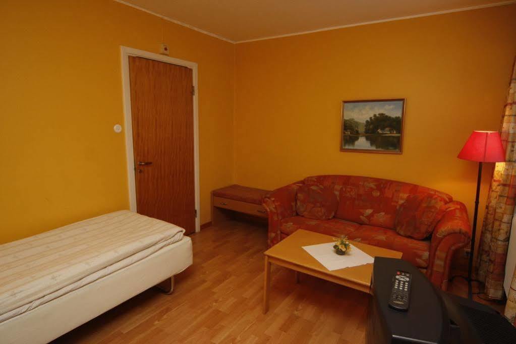 Hotel Aveny Bed & Breakfast Gavle Ngoại thất bức ảnh